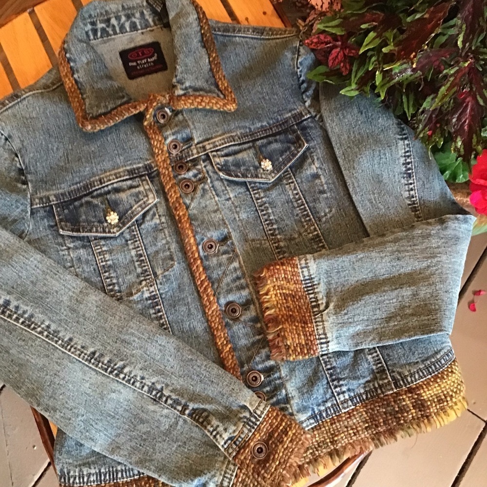 CRYSTAL POCKET BUTTONS JEAN JACKET WITH TWEED DETAILING - Picture 14 of 16